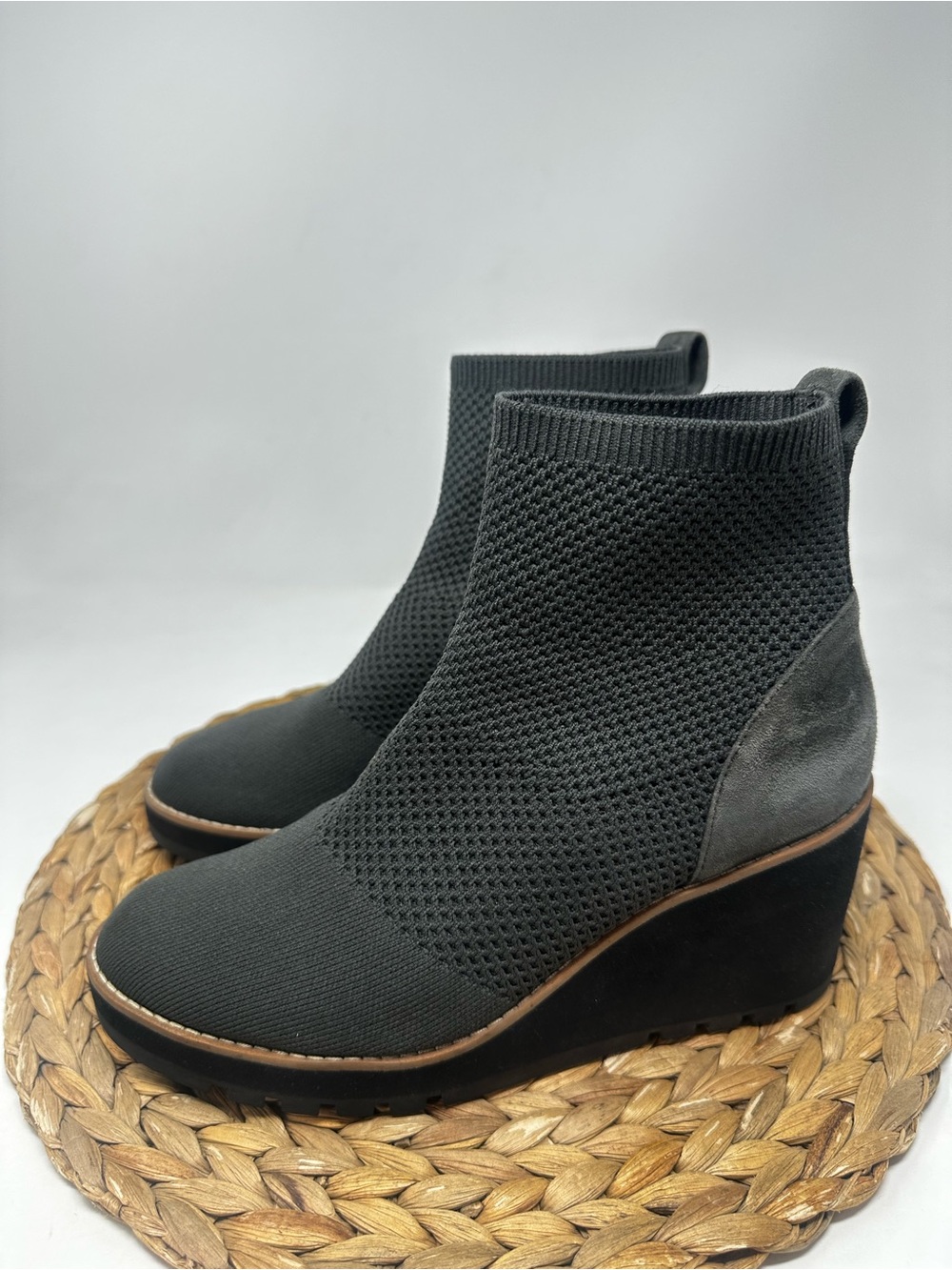 Eileen Fisher London Recycled Stretch Knit Bootie Grey Black Size 8 Women's - Picture 4 of 9
